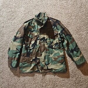 US Army Cold Weather Field Jacket Woodland Camo Men's Small X-Short